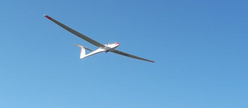 LS4 im Überflug